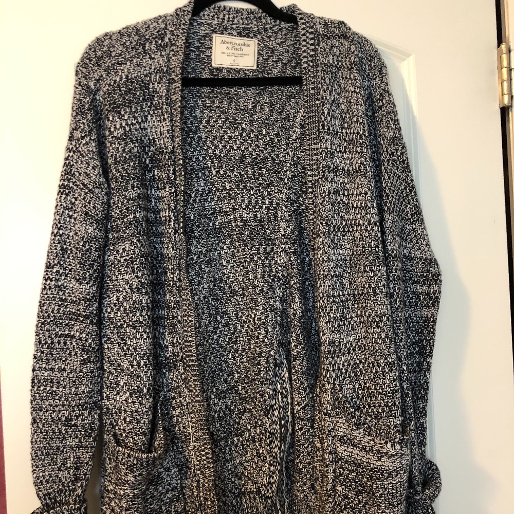 Abercrombie and Finch Sweater